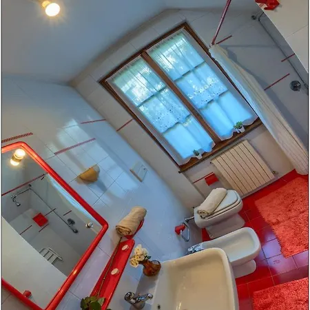Mina Villa Gravedona